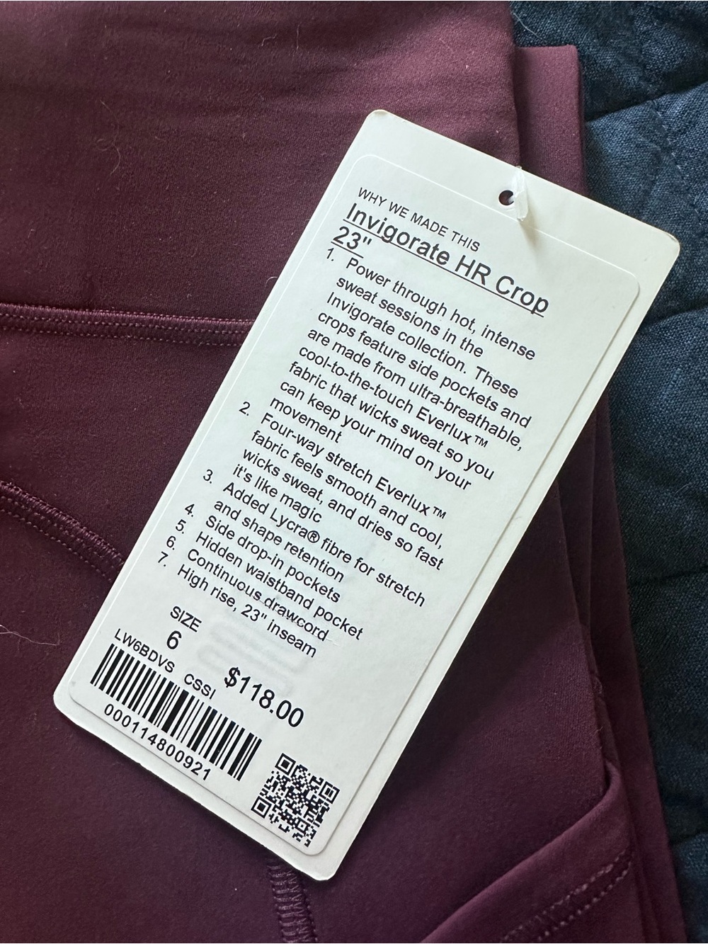 Lululemon Invigorate HR Crop -cassis (Size 6)